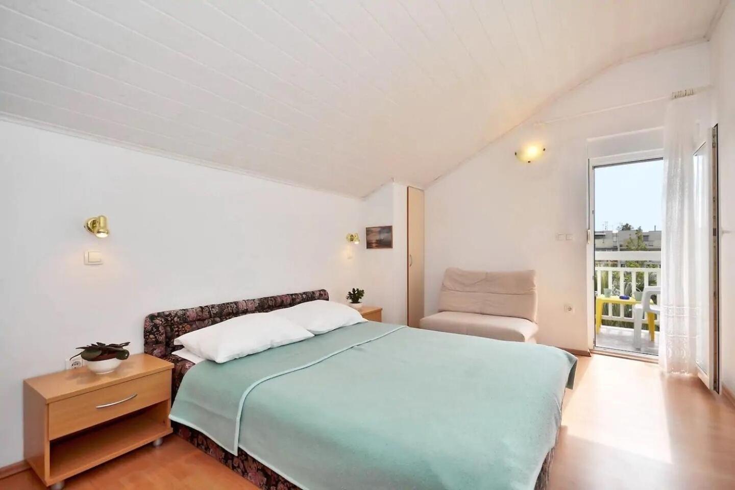 Apartment Toma Omiš Eksteriør bilde