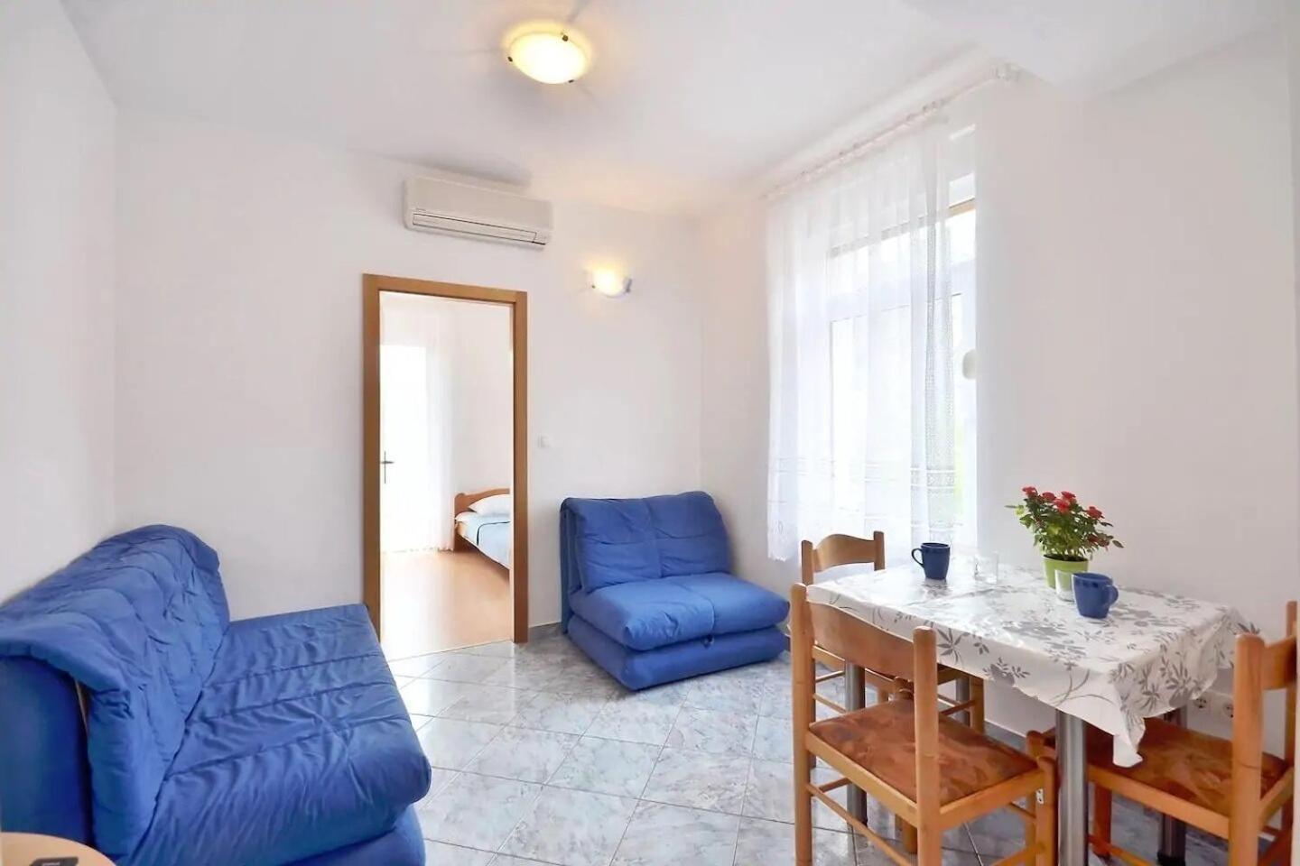 Apartment Toma Omiš Eksteriør bilde