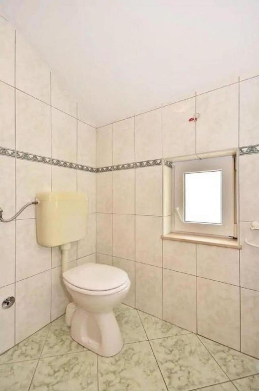 Apartment Toma Omiš Eksteriør bilde