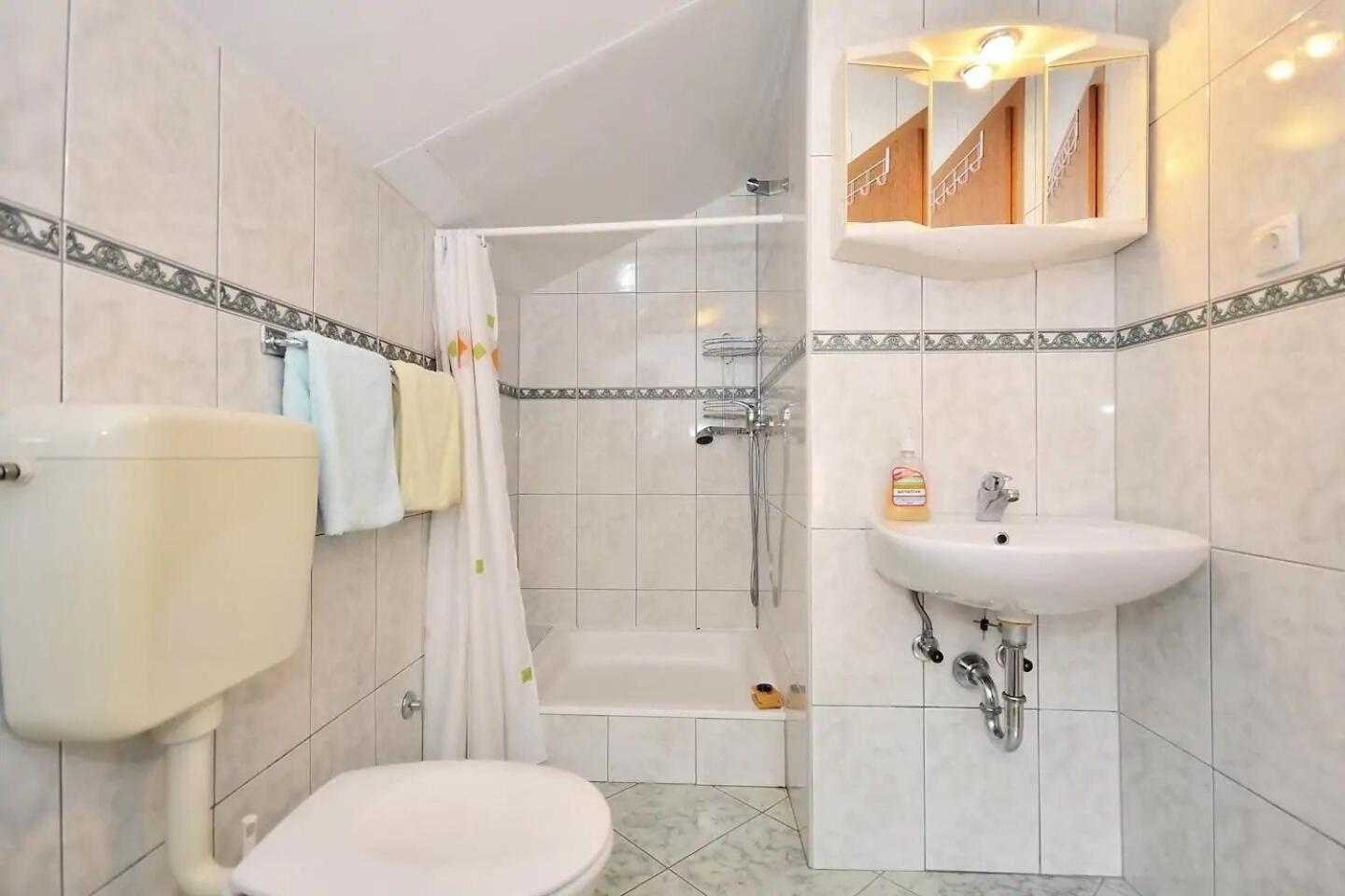 Apartment Toma Omiš Eksteriør bilde