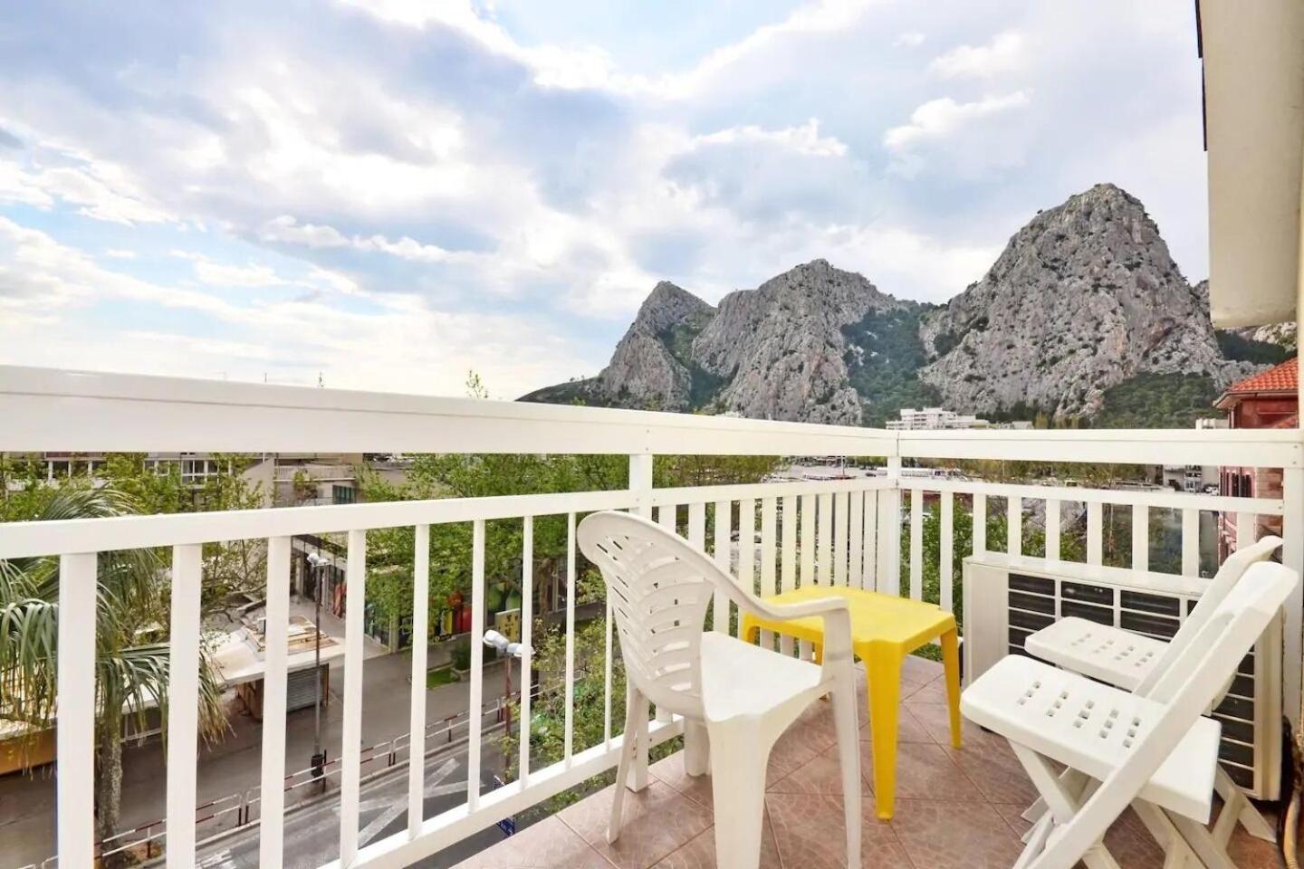 Apartment Toma Omiš Eksteriør bilde